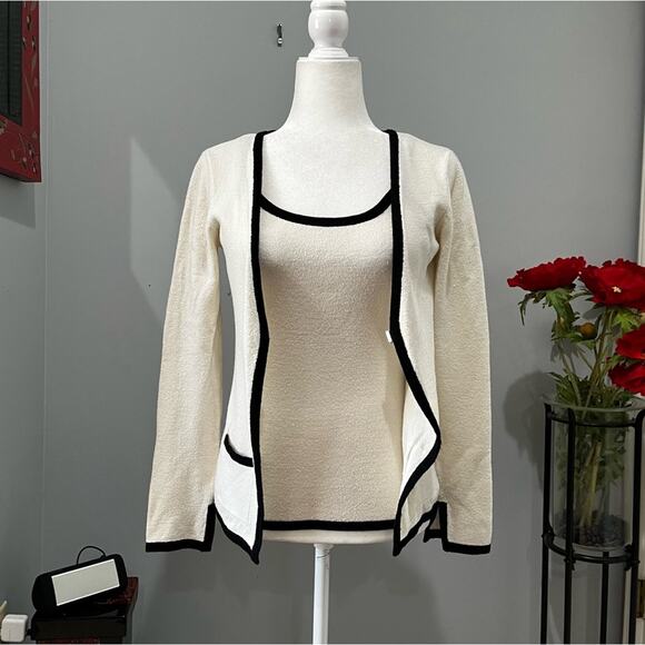 NEW Bebe Two Tone Contrast Boucle Knit Cardigan Sweater Colorblock Twin Set S - Picture 4 of 16